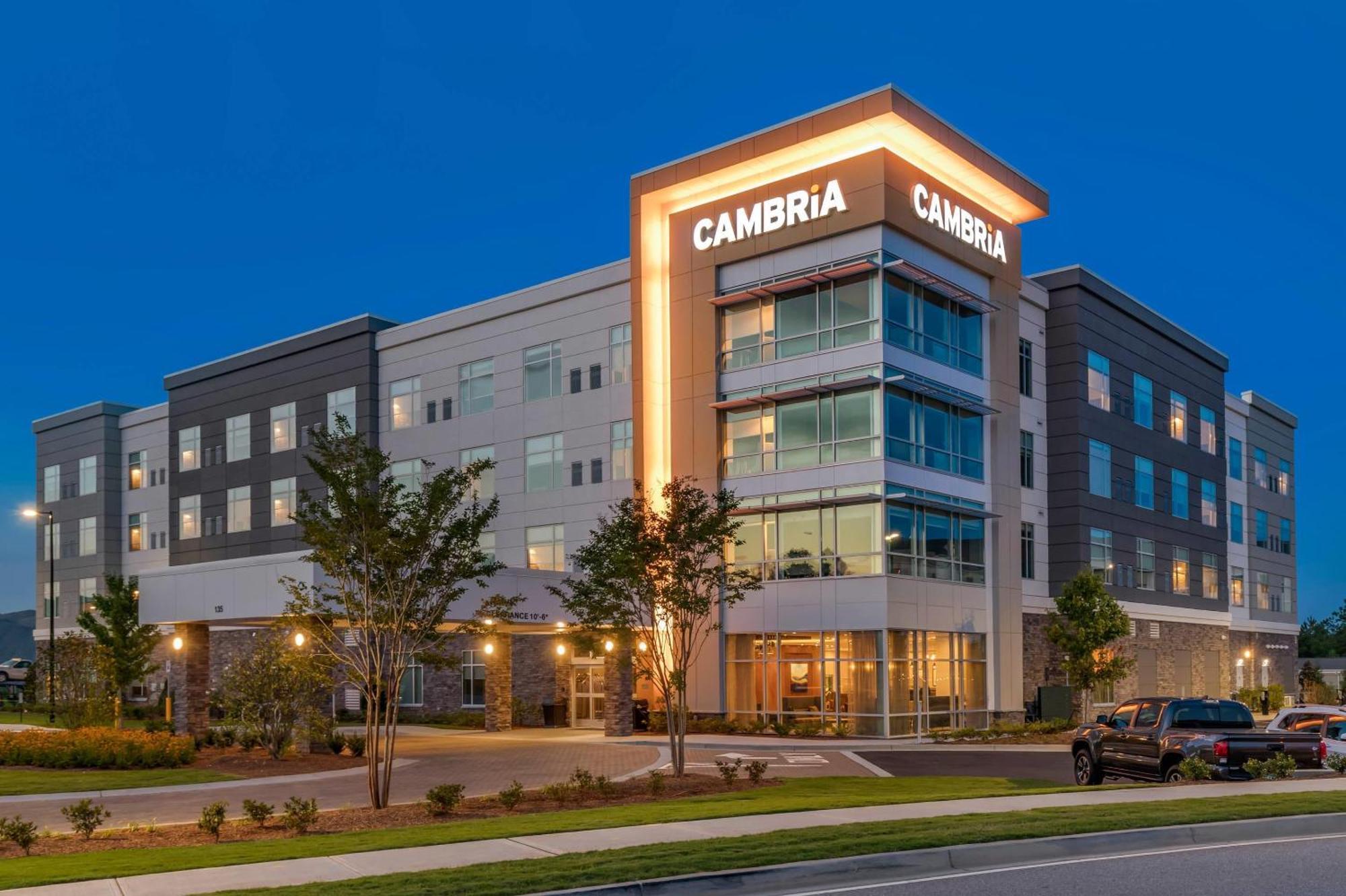 Hotel Cambria 3*
